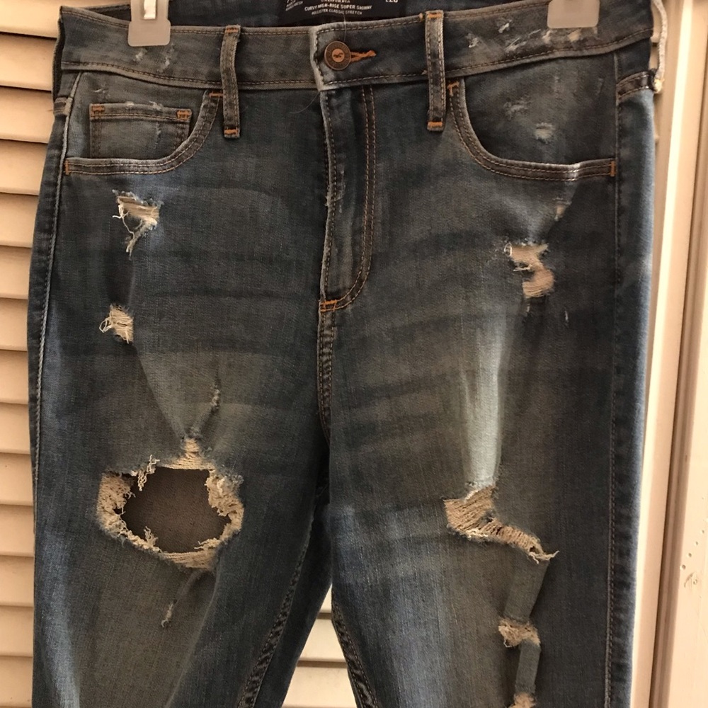 Hollister Distressed jeans